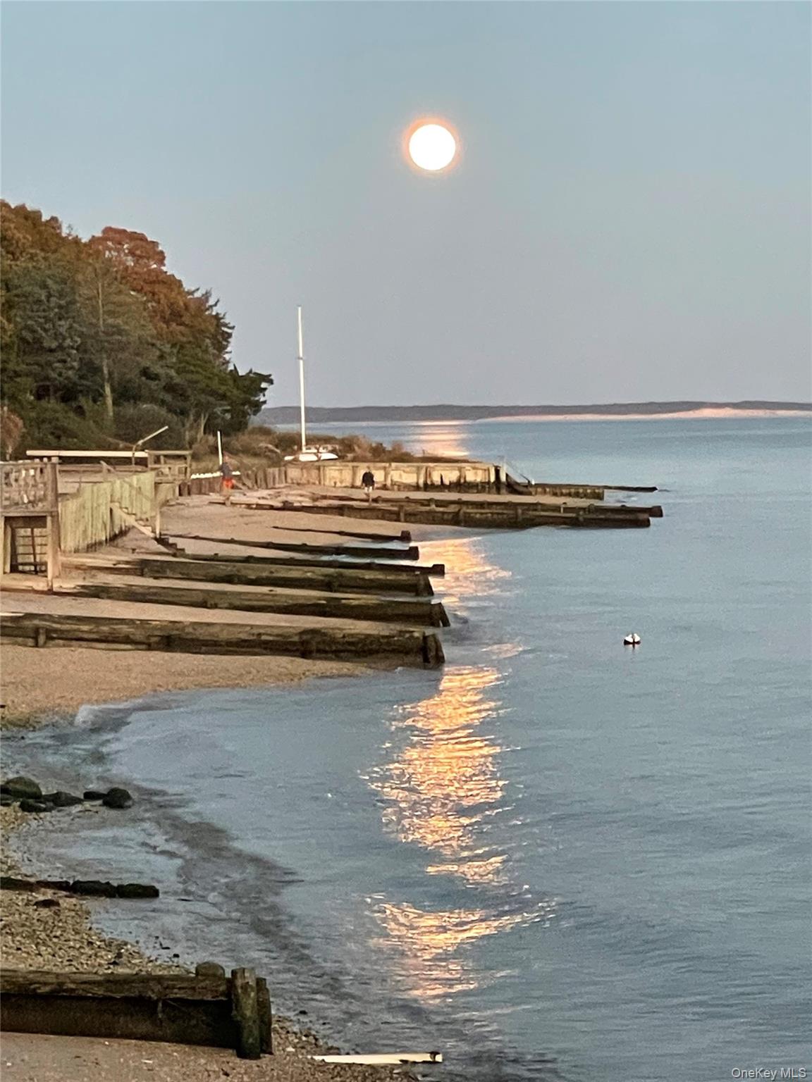 1429 Peconic Bay Boulevard