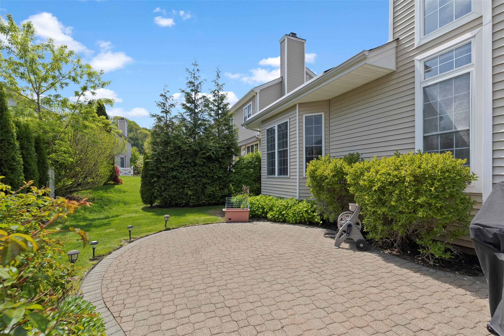 119 Tradition Road, White Plains, New York image 26