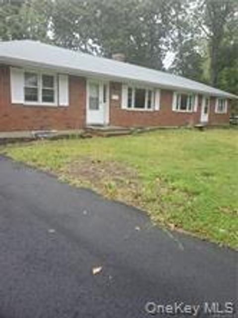 Homes For Rent - 349 S Middletown Road<br/> Nanuet, NY 10954