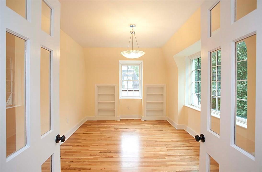 9 Alden Place 4D
