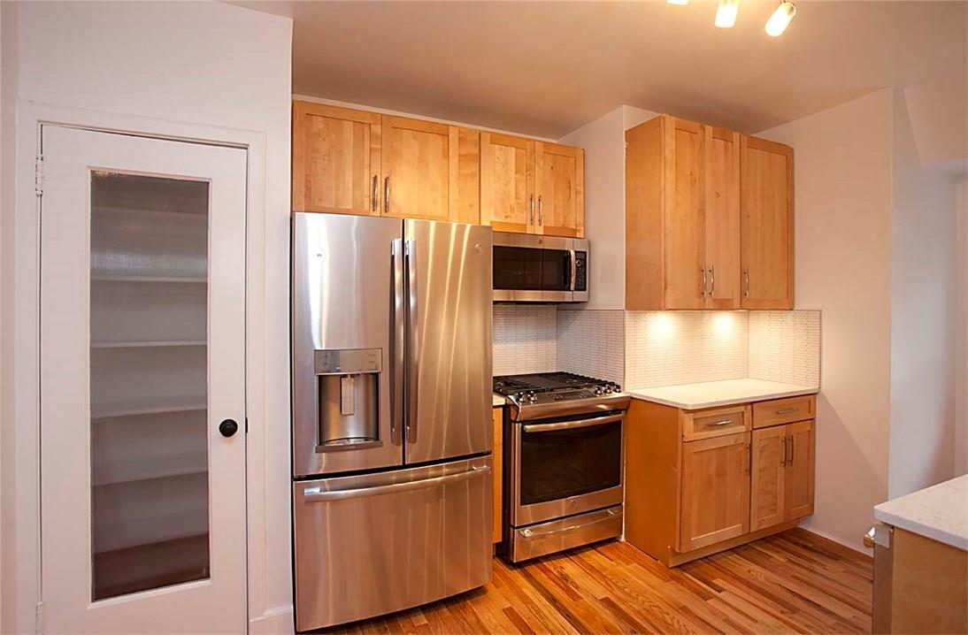 9 Alden Place 4D
