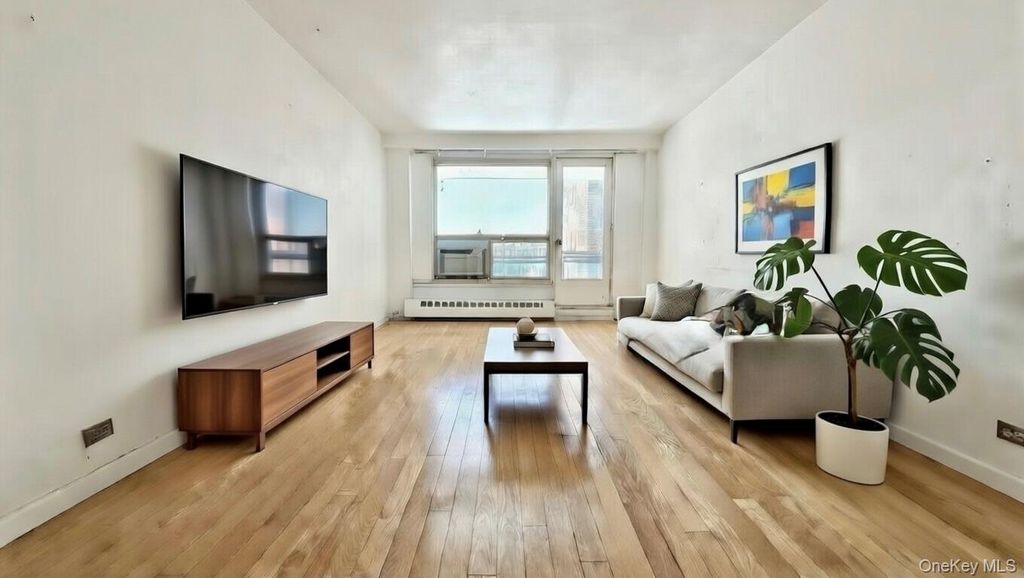 Photo of 9707 63rd Road #8G, Rego Park, NY 11374 (MLS # 960248)