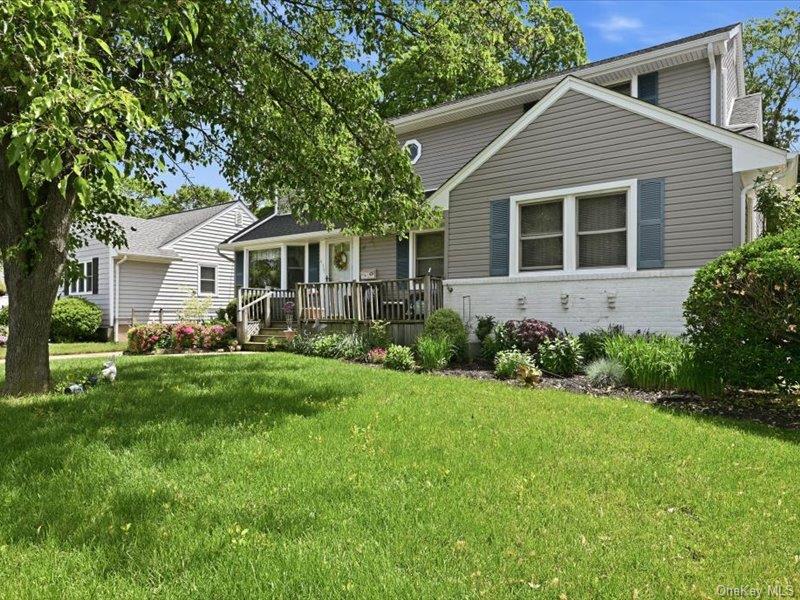 955 Bruce Drive