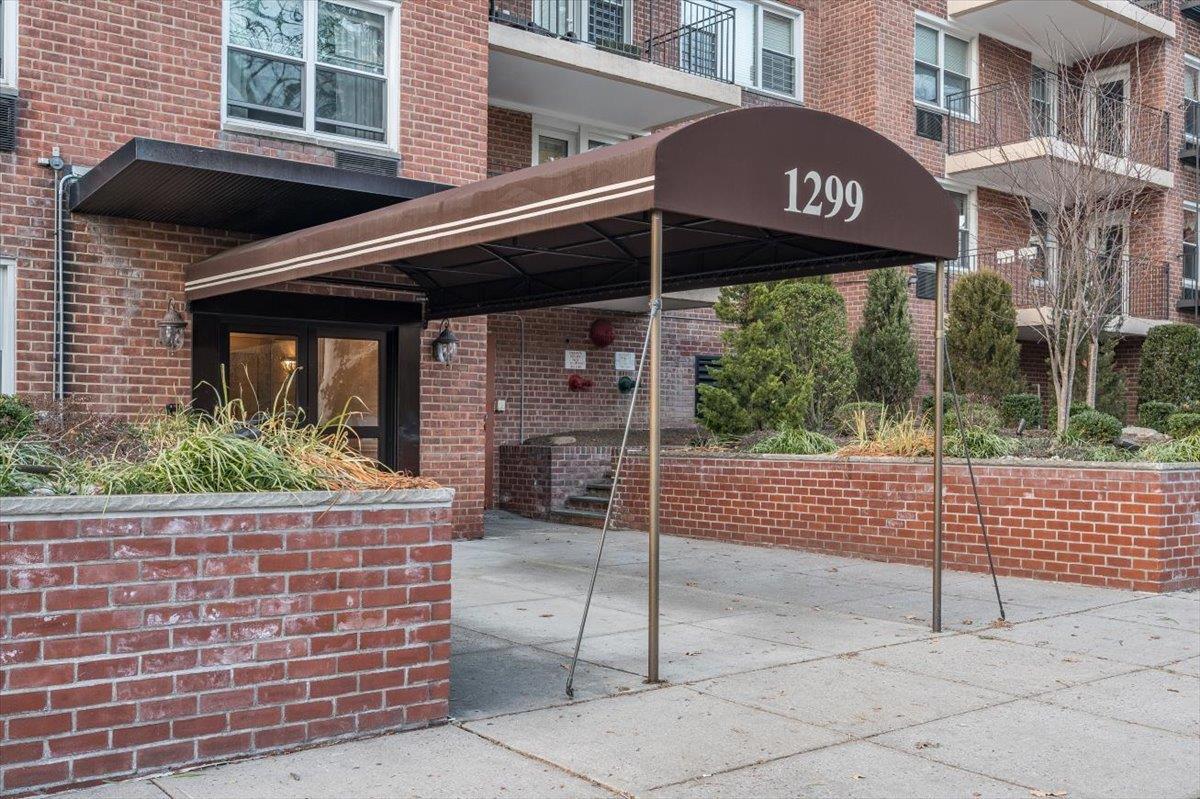 1299 Palmer Avenue 218