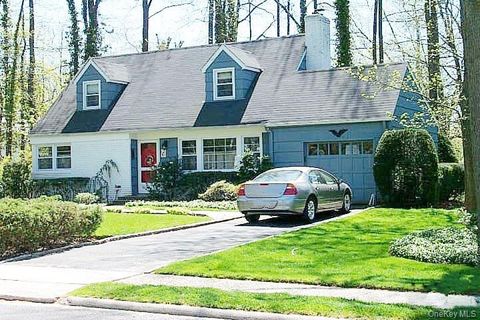 258 Steamboat Road Kings Point NY 11024