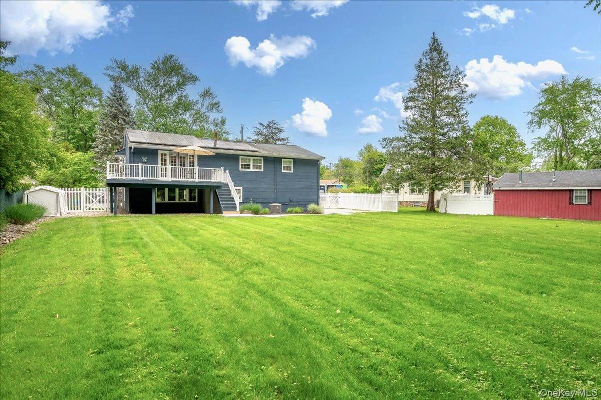 280 Maple Road