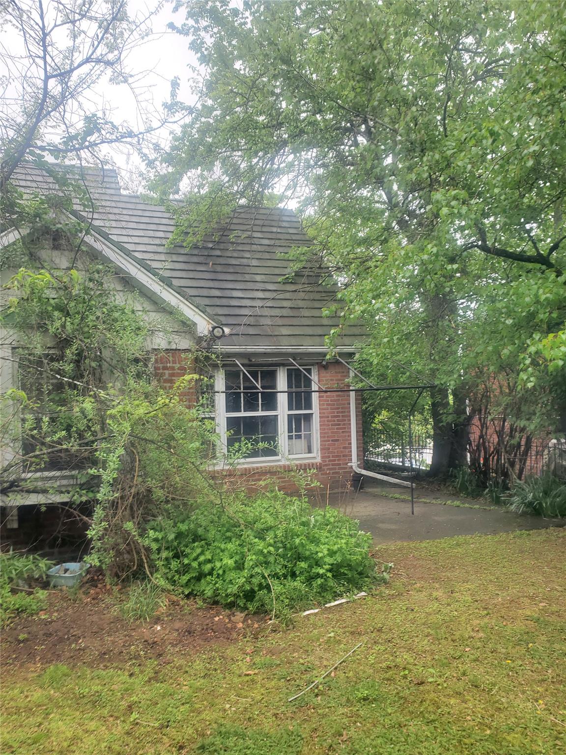 112-30 68 Avenue, Forest Hills, New York image 5