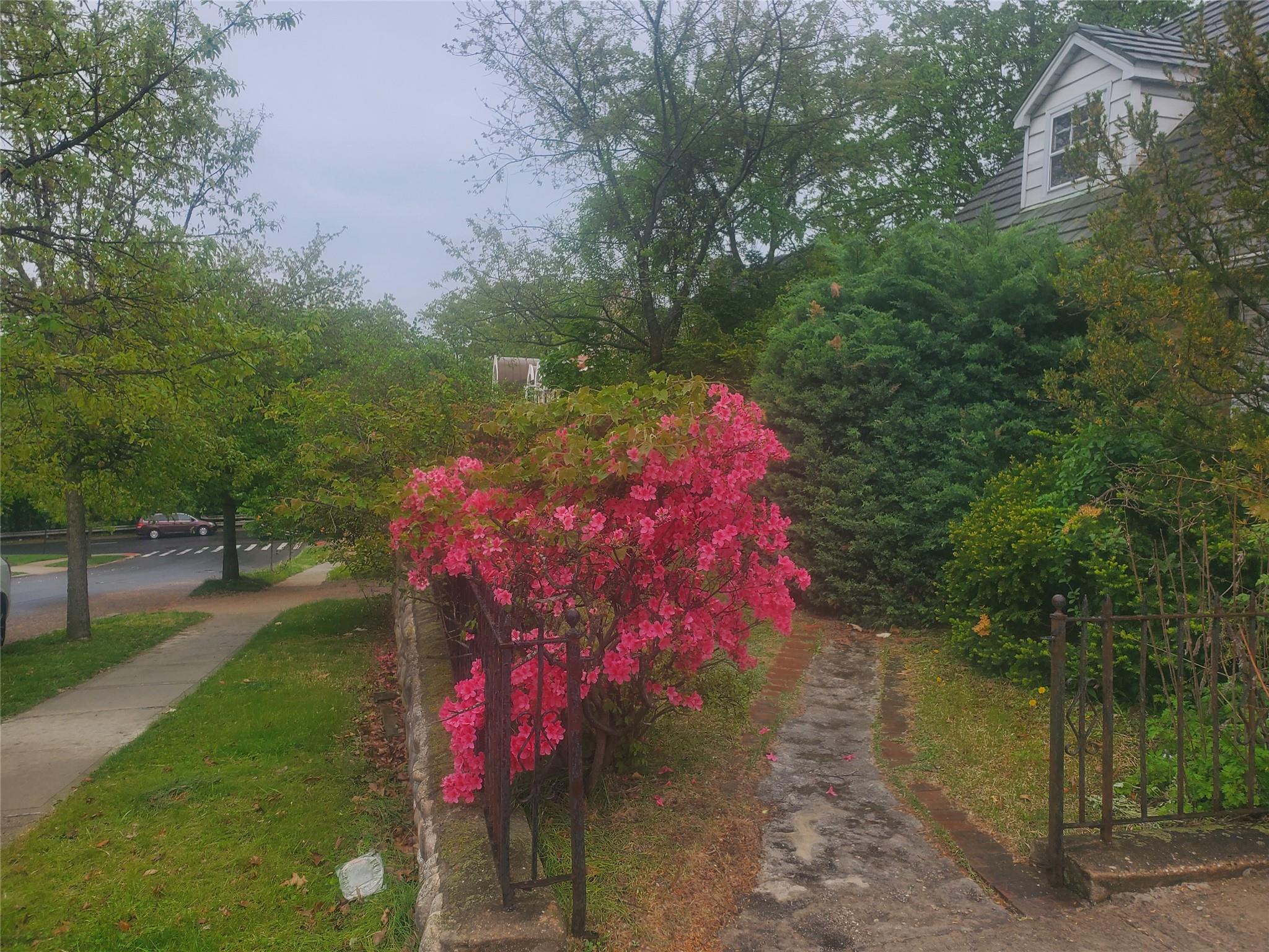 112-30 68 Avenue, Forest Hills, New York image 6