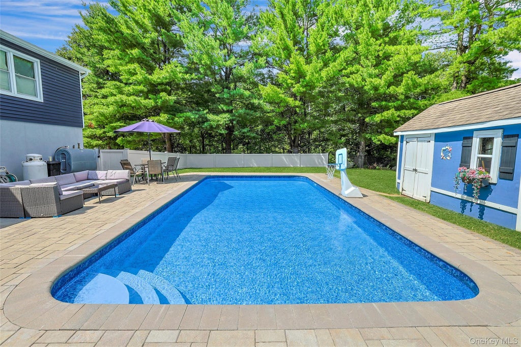 Photo of 3320 Chelsey Street, Mohegan Lake, NY 10547 (MLS # 1031827)