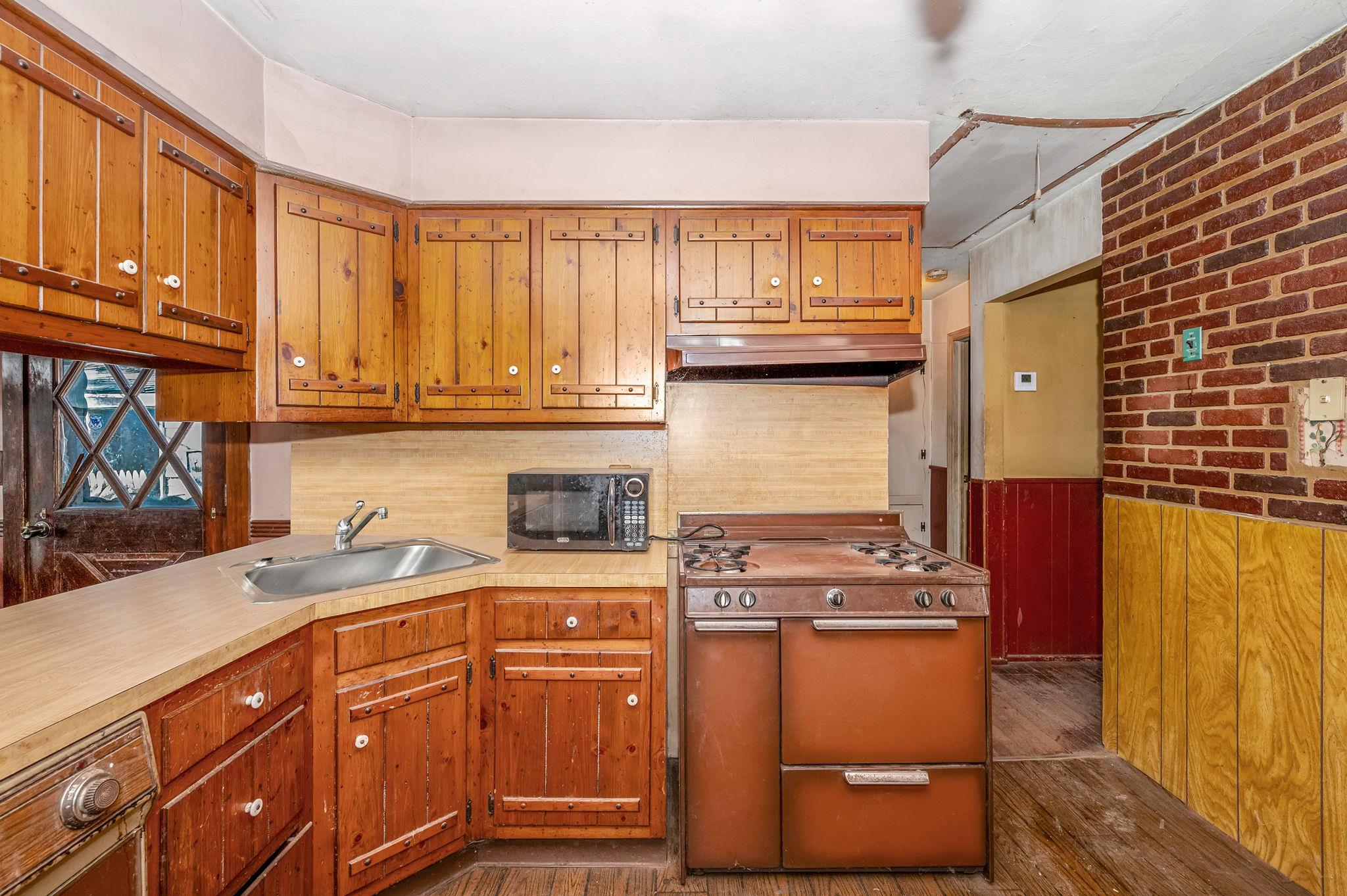 1354 Brooklyn Blvd Blvd, Bay Shore, New York image 15