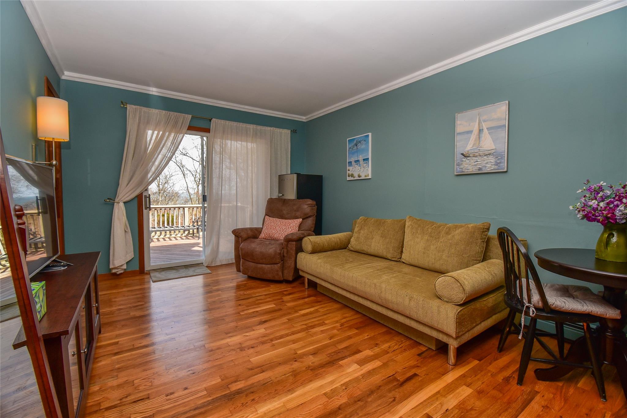 86 Highland Down, Shoreham, New York image 23