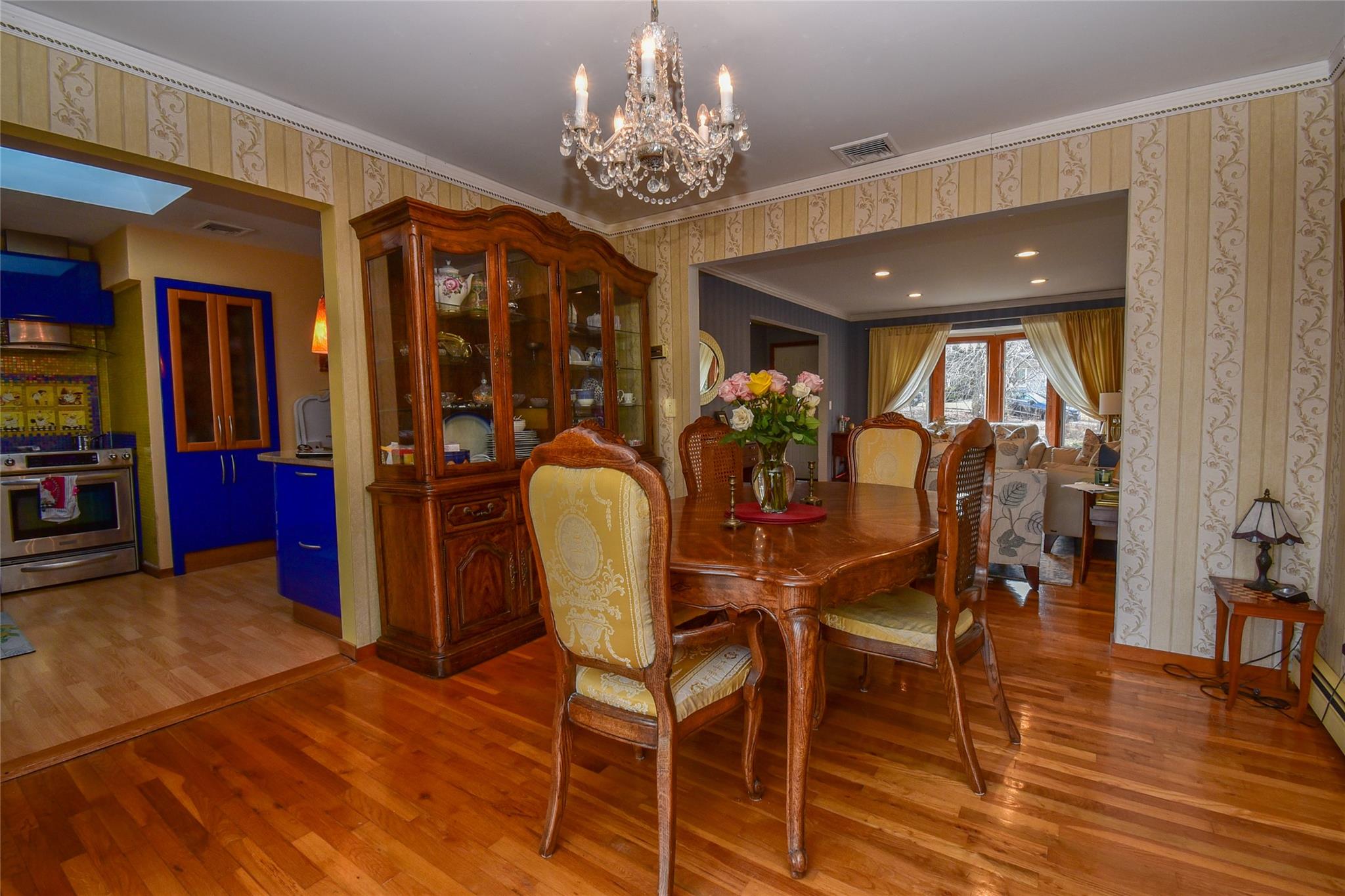 86 Highland Down, Shoreham, New York image 19