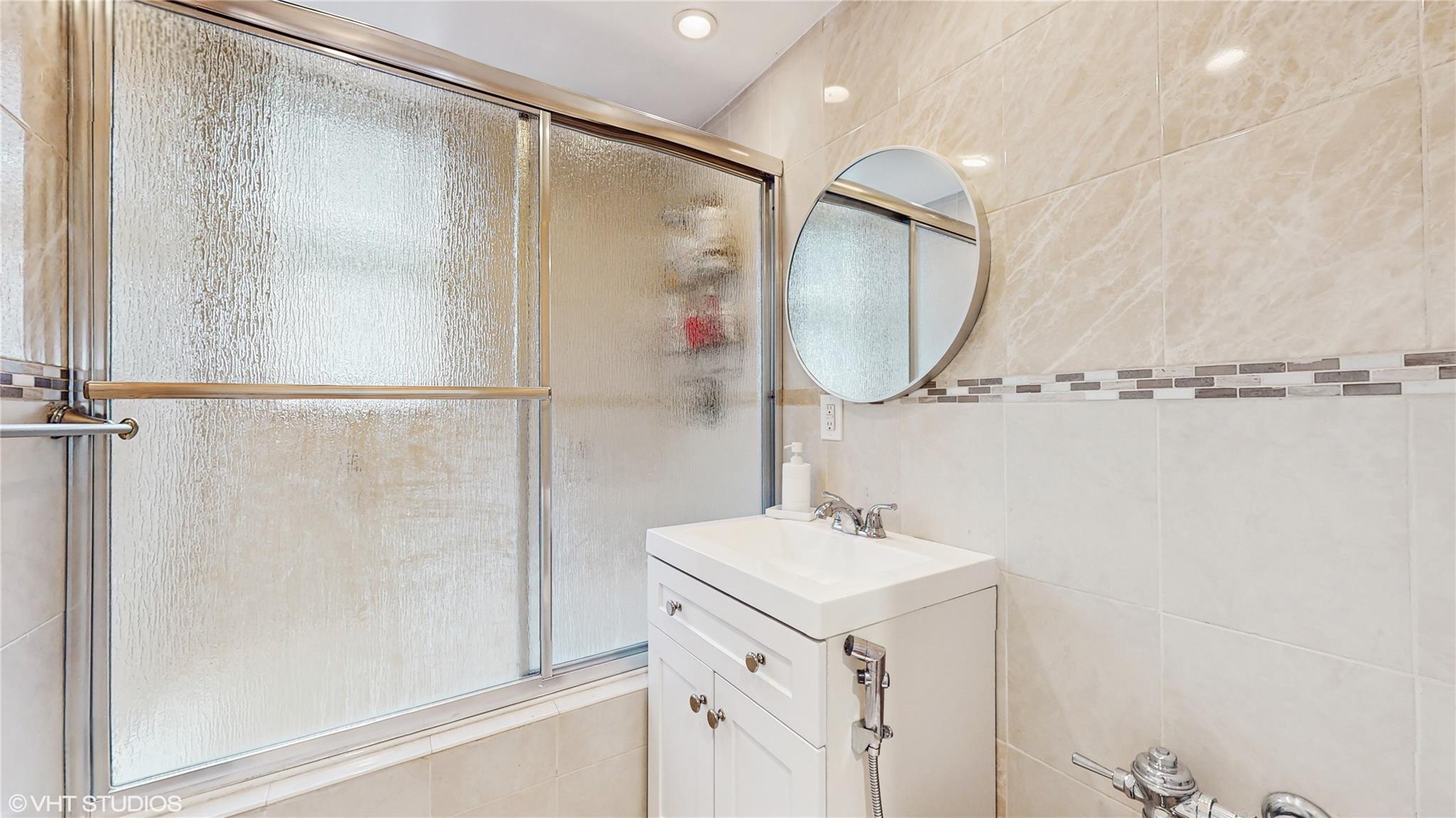 3 Sadore Lane #3B, Yonkers, New York image 9