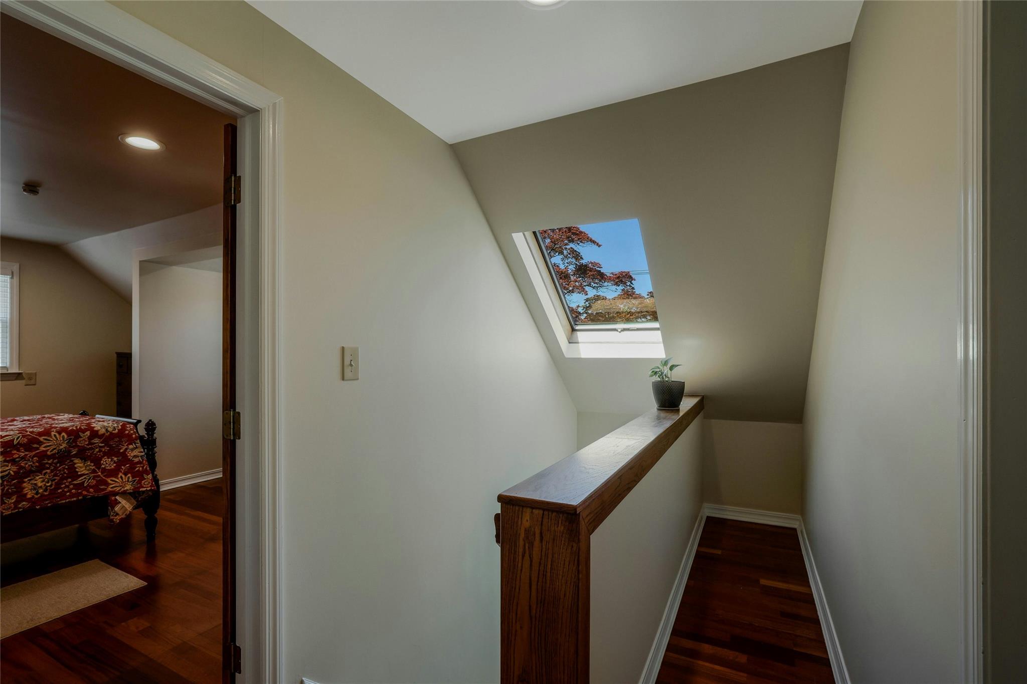 1784 W End Avenue, New Hyde Park, New York image 14