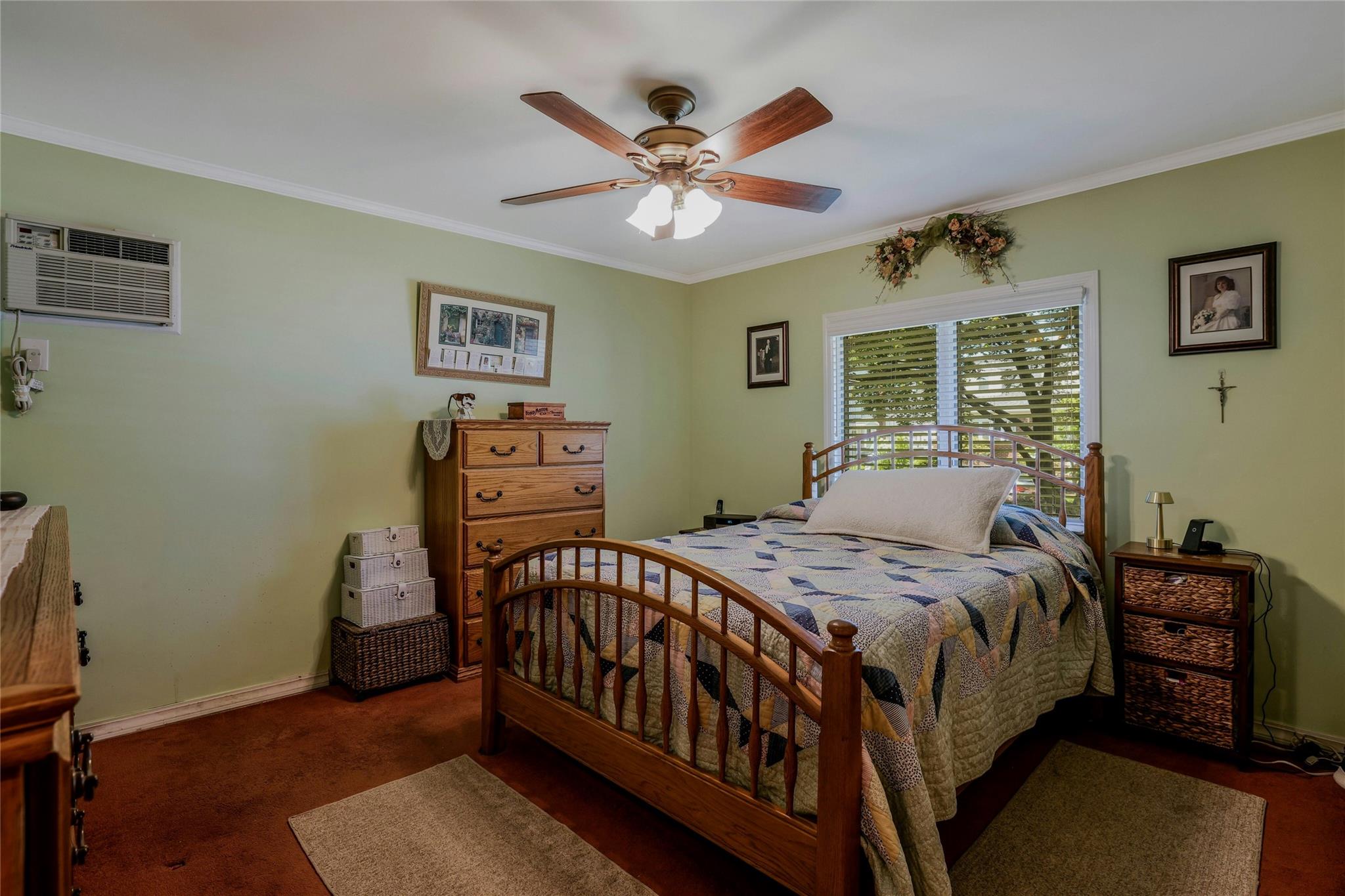 1784 W End Avenue, New Hyde Park, New York image 11