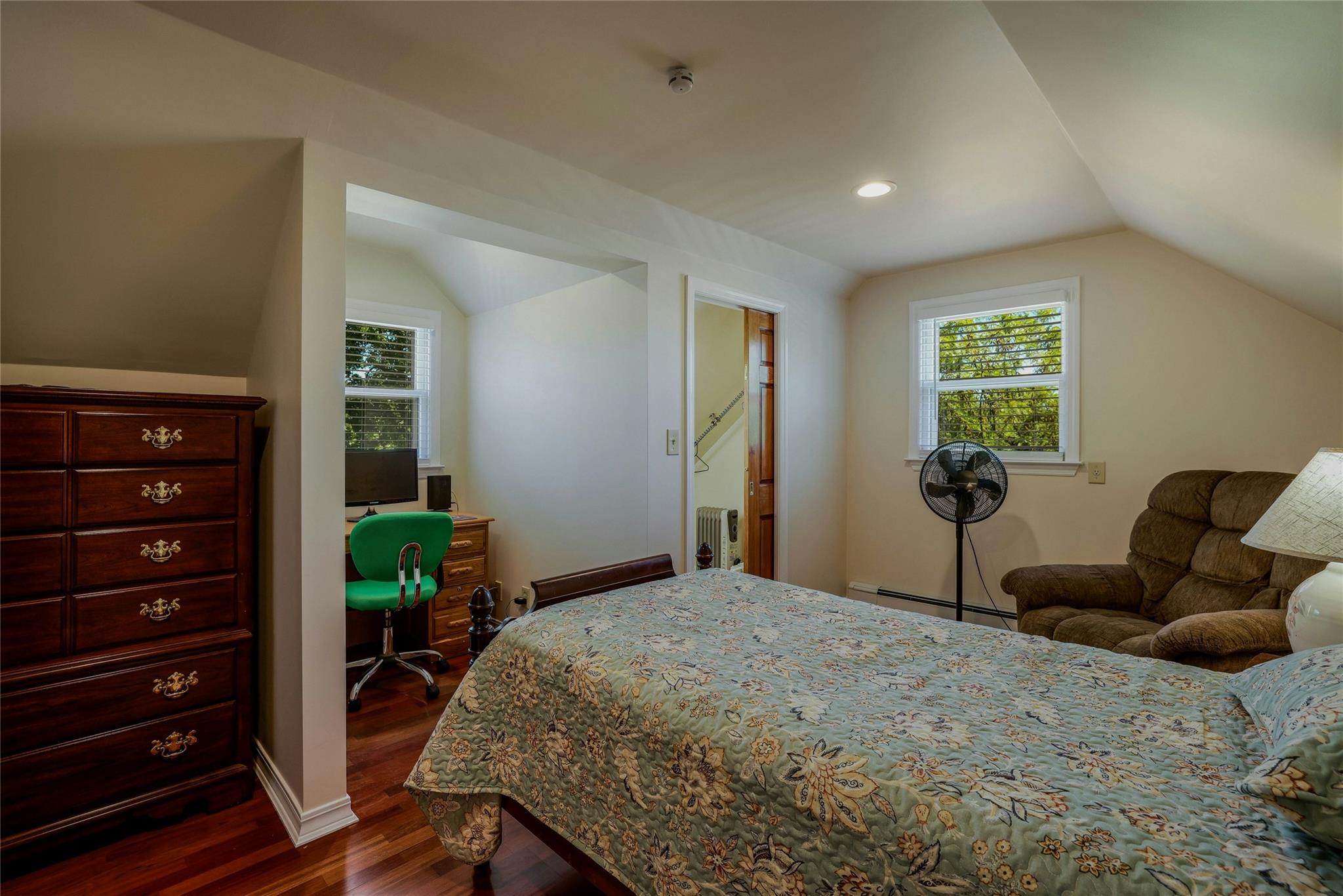 1784 W End Avenue, New Hyde Park, New York image 17