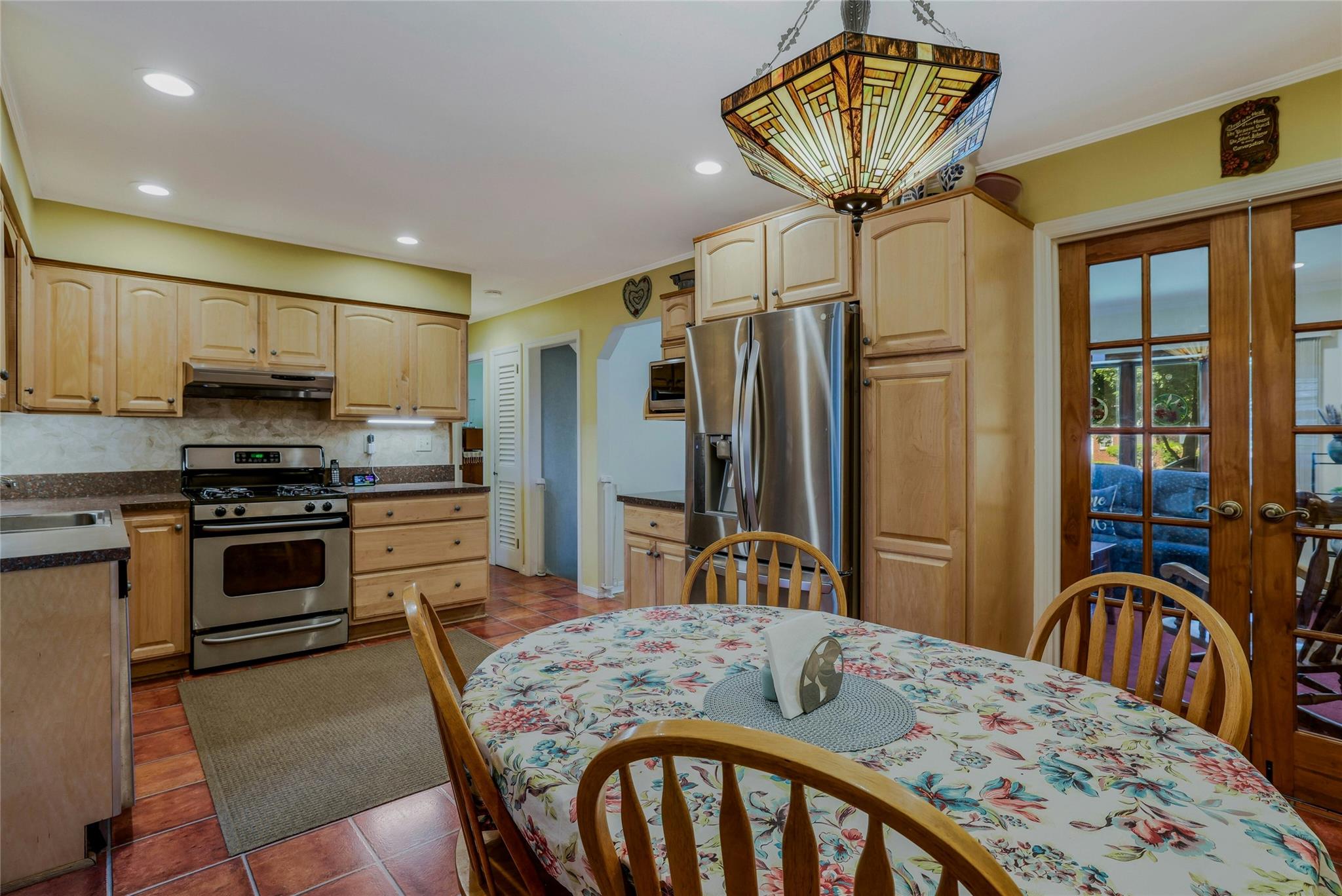 1784 W End Avenue, New Hyde Park, New York image 7