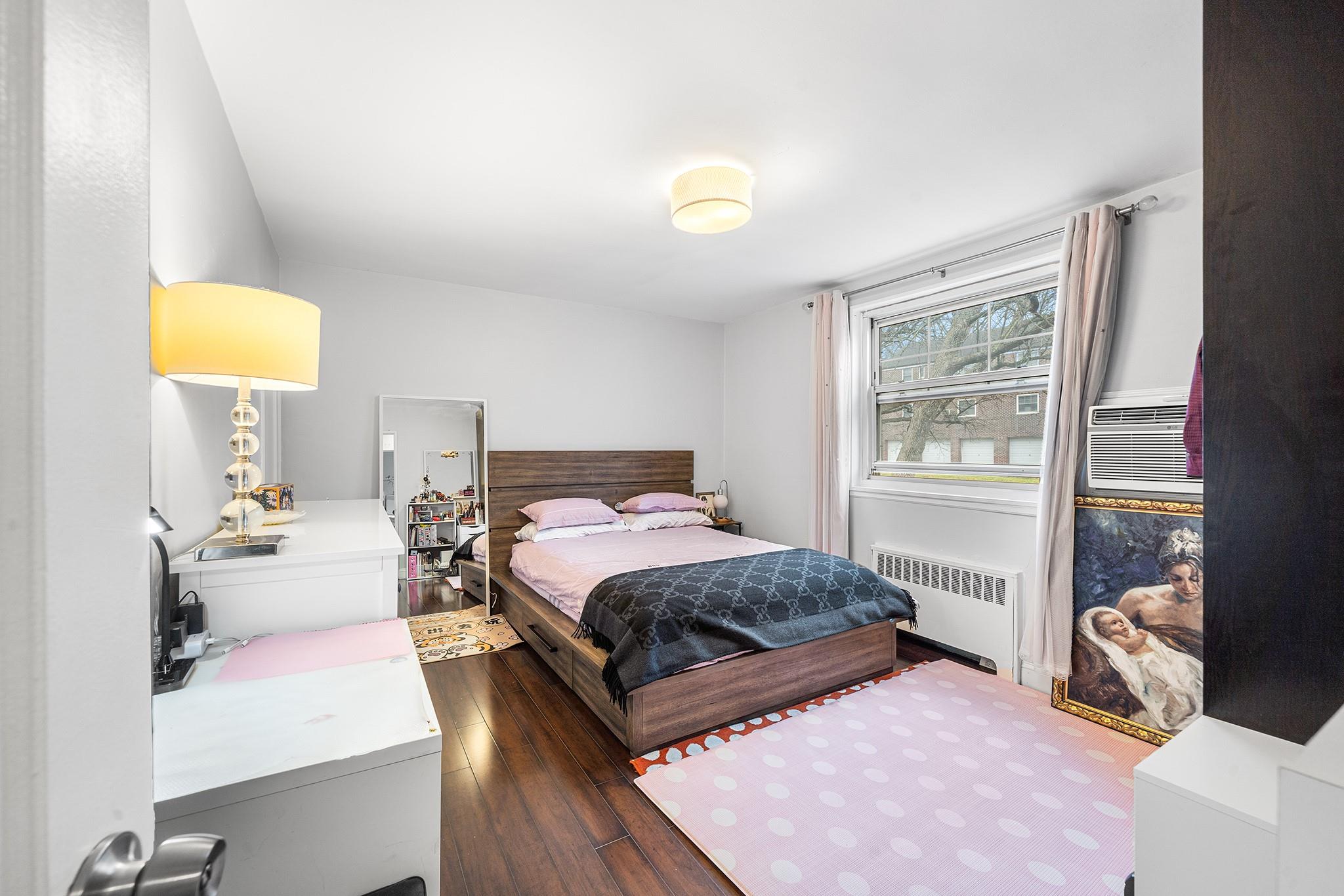 57-45 Marathon Parkway #UPPR, Little Neck, New York image 9