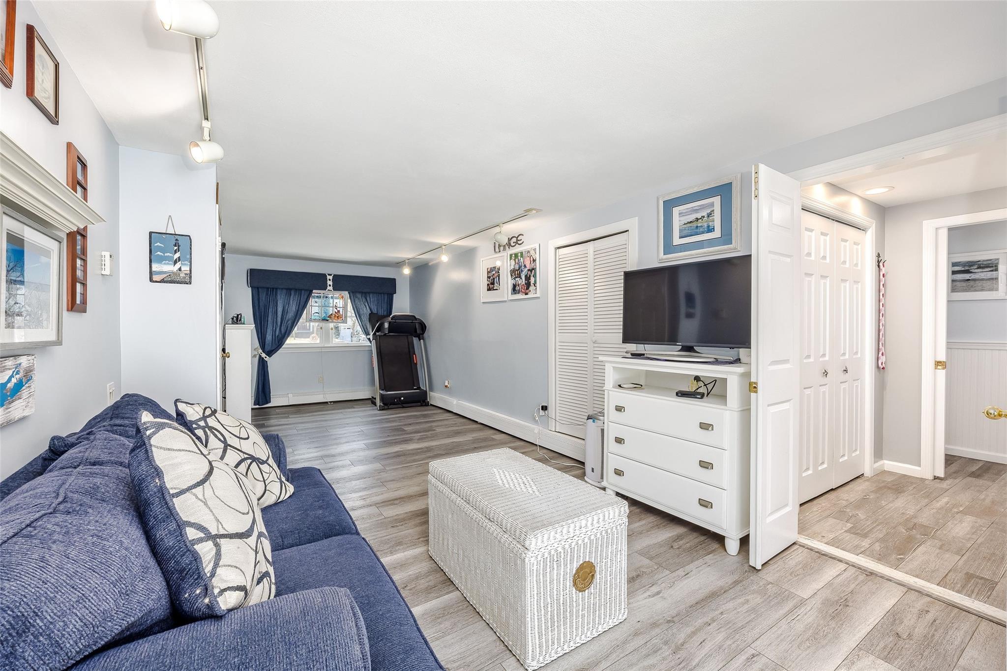 103 Glenwood Lane, Port Jefferson, New York image 15