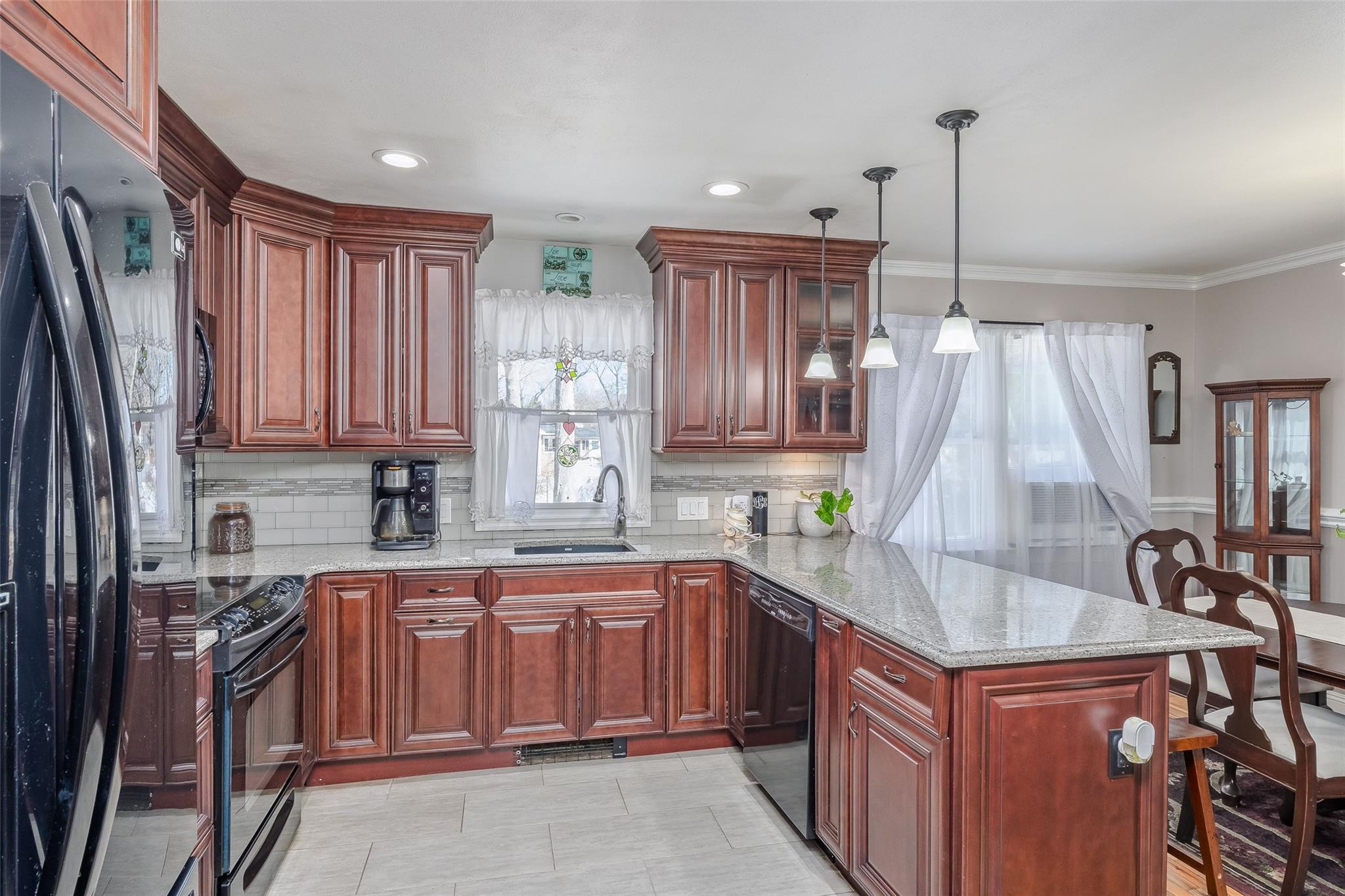 103 Glenwood Lane, Port Jefferson, New York image 29