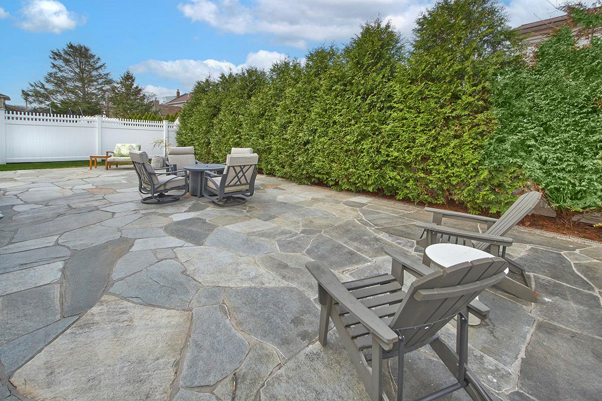 80 Madison Avenue, Pleasantville, New York image 23