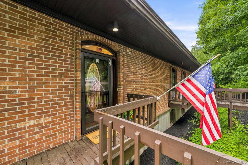 Photo of 1 Beecher Lane #C7, Peekskill, NY 10566 (MLS # 1017208)