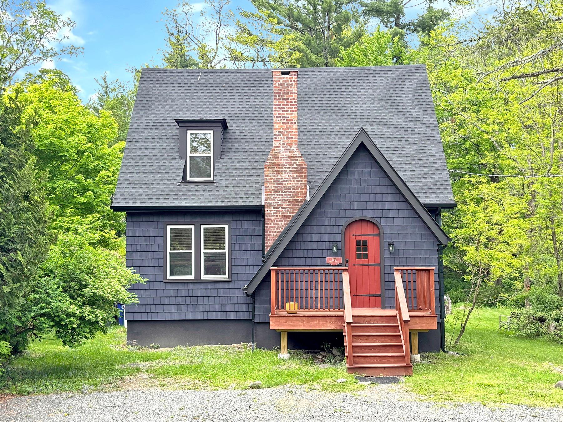 Tinker Street, Woodstock, New York - 2 Bedrooms  
2 Bathrooms  
6 Rooms - 