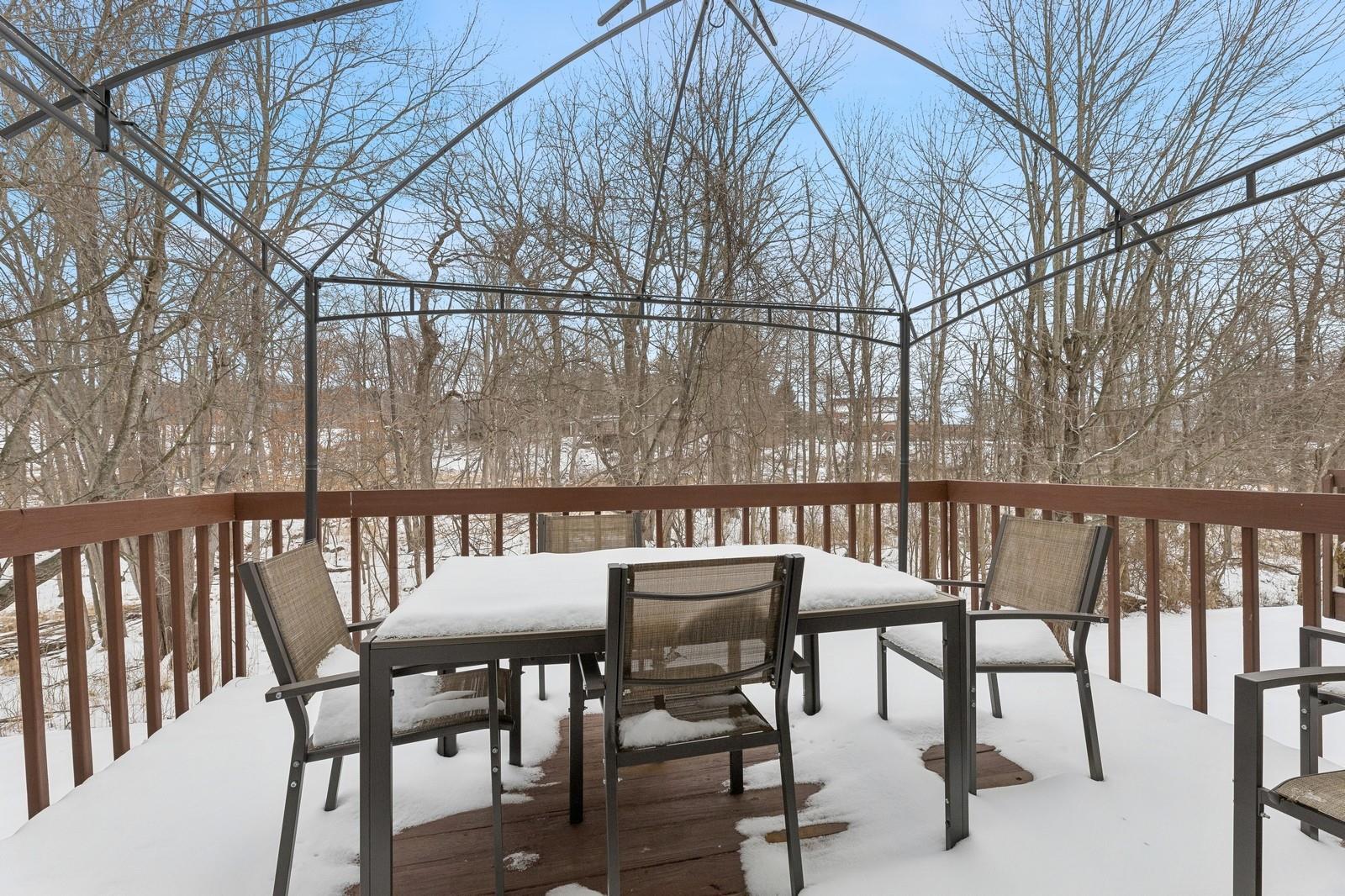 28 Austin Douglas Way, Clarkstown, New York image 10