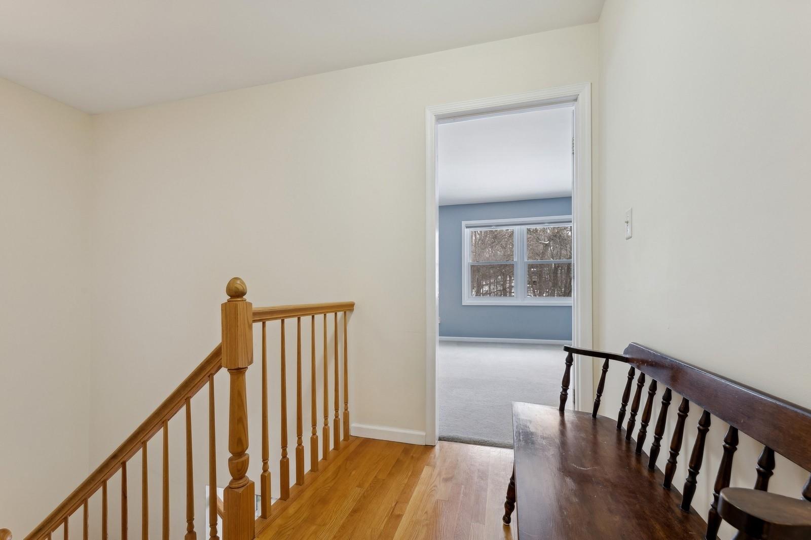 28 Austin Douglas Way, Clarkstown, New York image 25