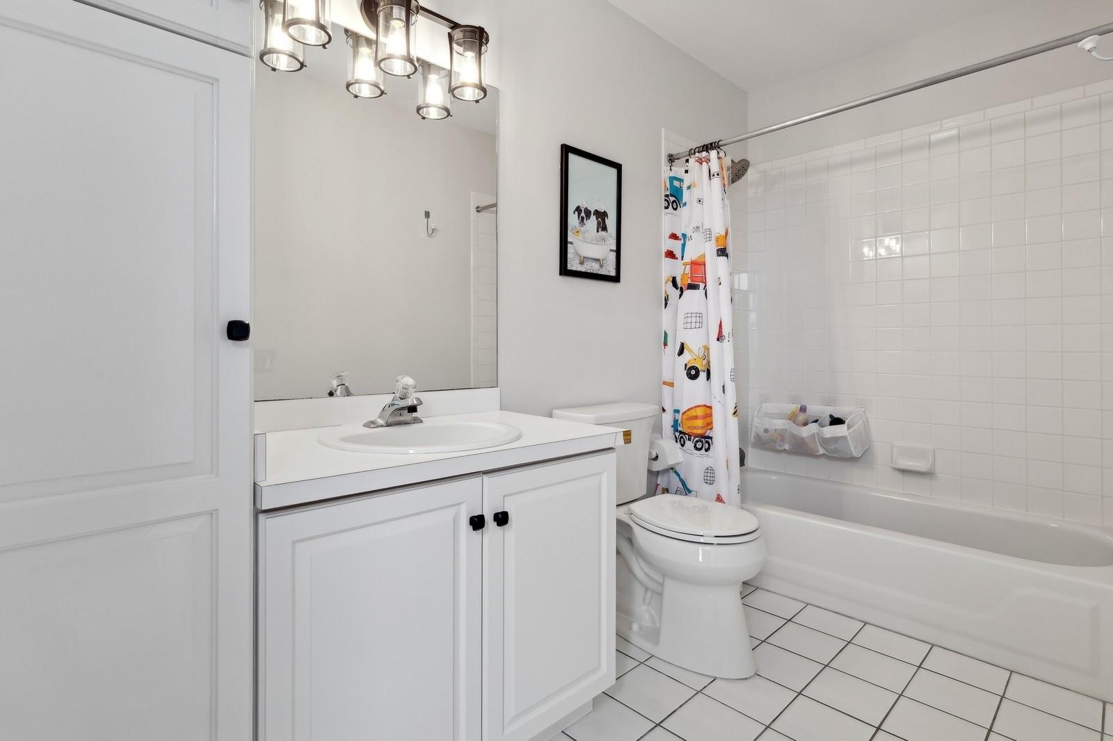 28 Austin Douglas Way, Clarkstown, New York image 42