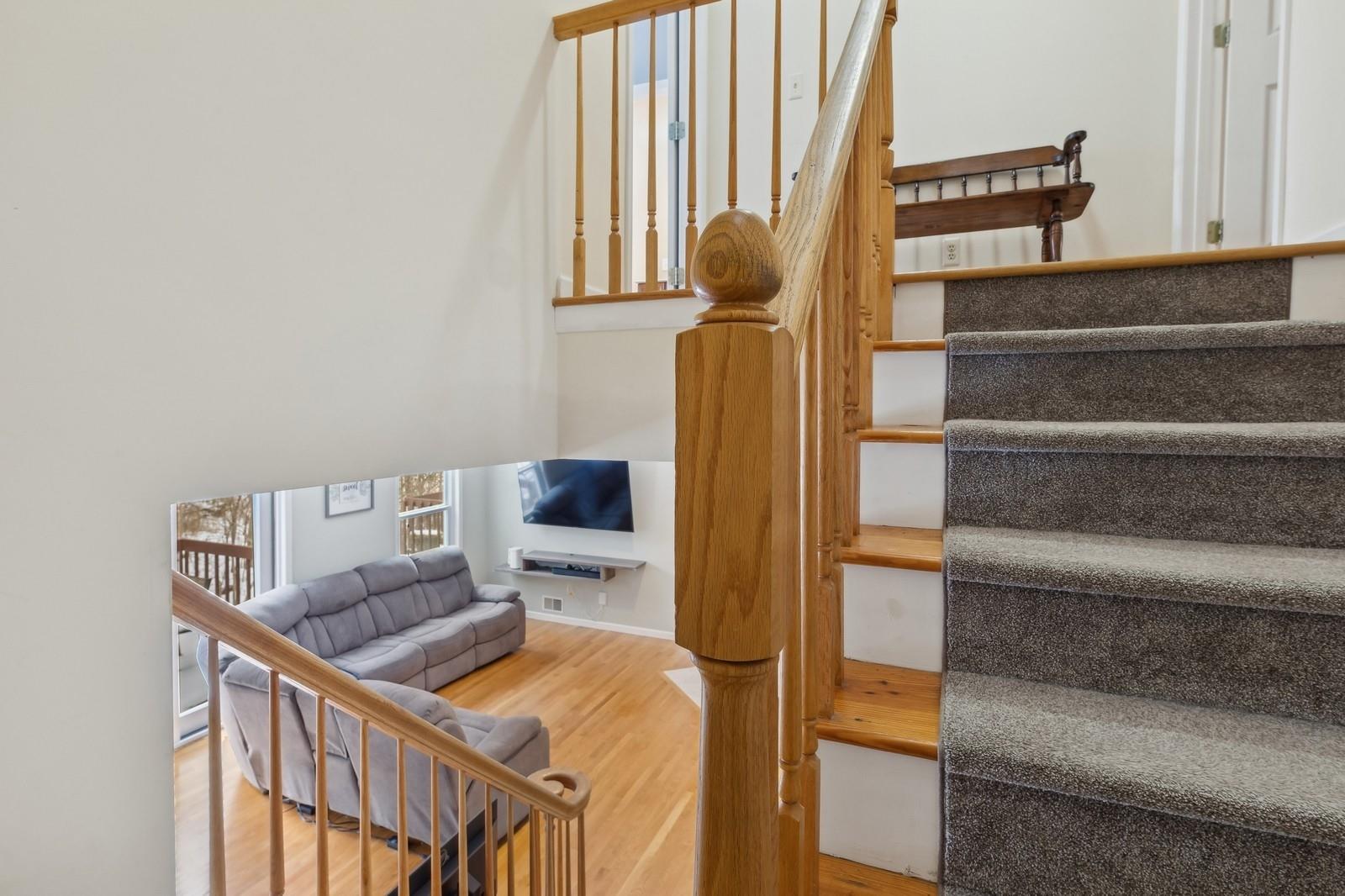 28 Austin Douglas Way, Clarkstown, New York image 24