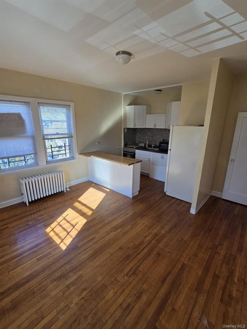 9202 69th Avenue Forest Hills NY 11375