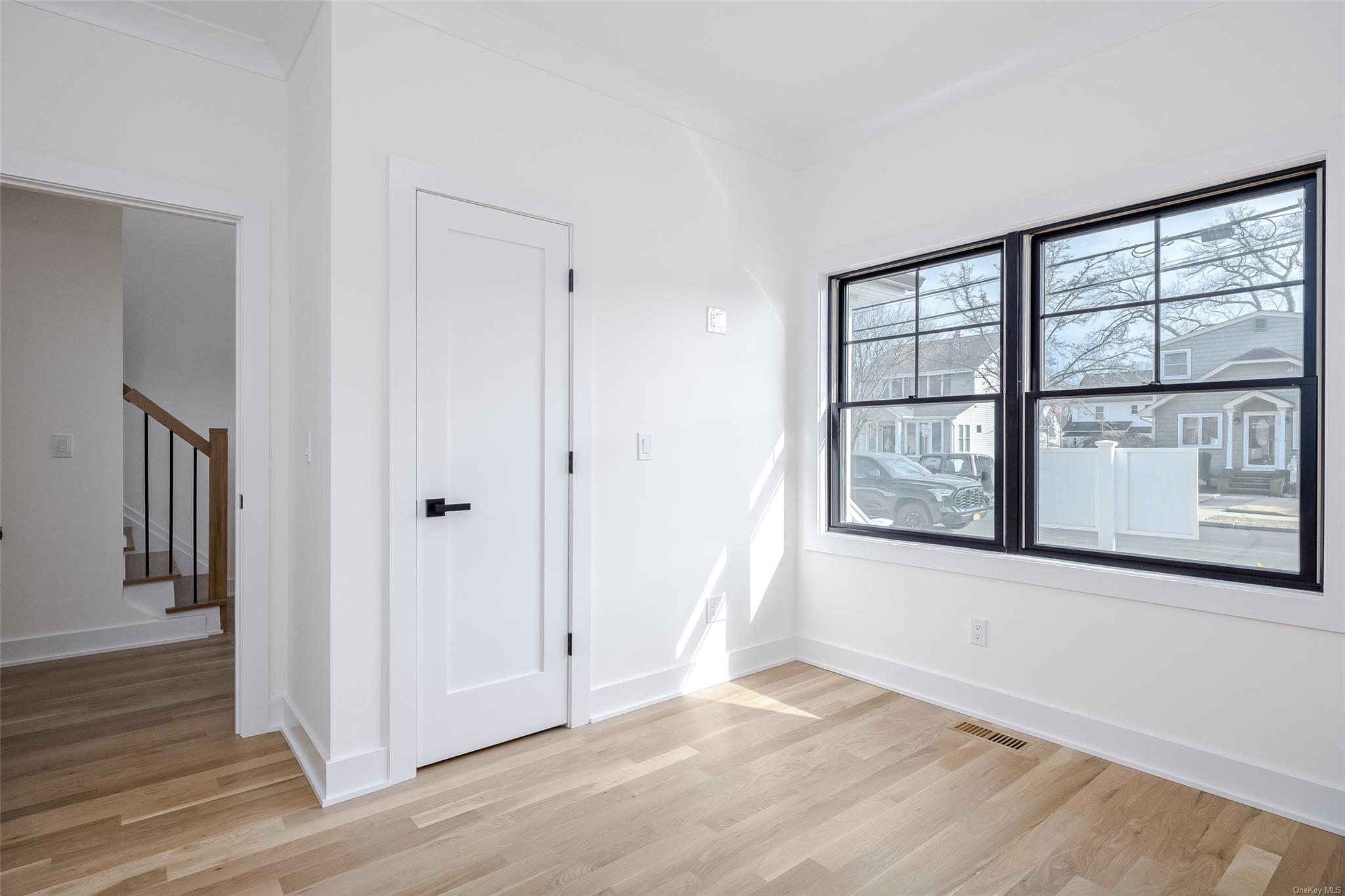 14 Marlboro Pl, Bellmore, New York image 19