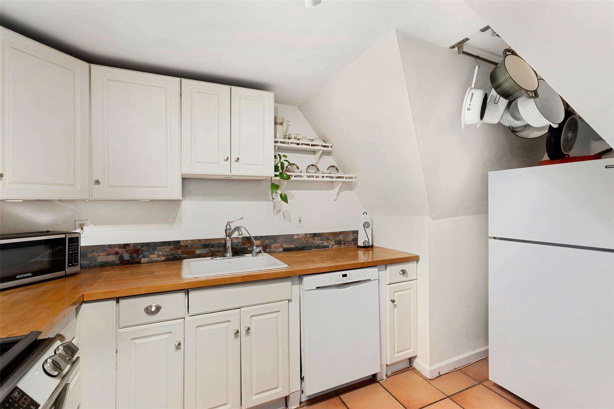 6 Davis Avenue #A42, Rye, New York image 7