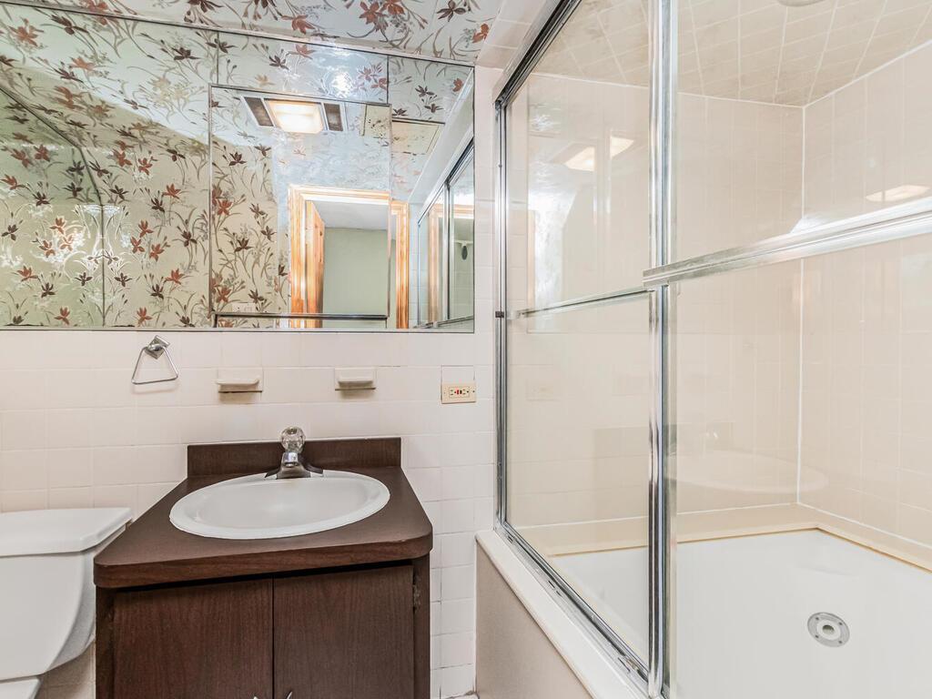 1313 Kearney Avenue, Bronx, New York image 21