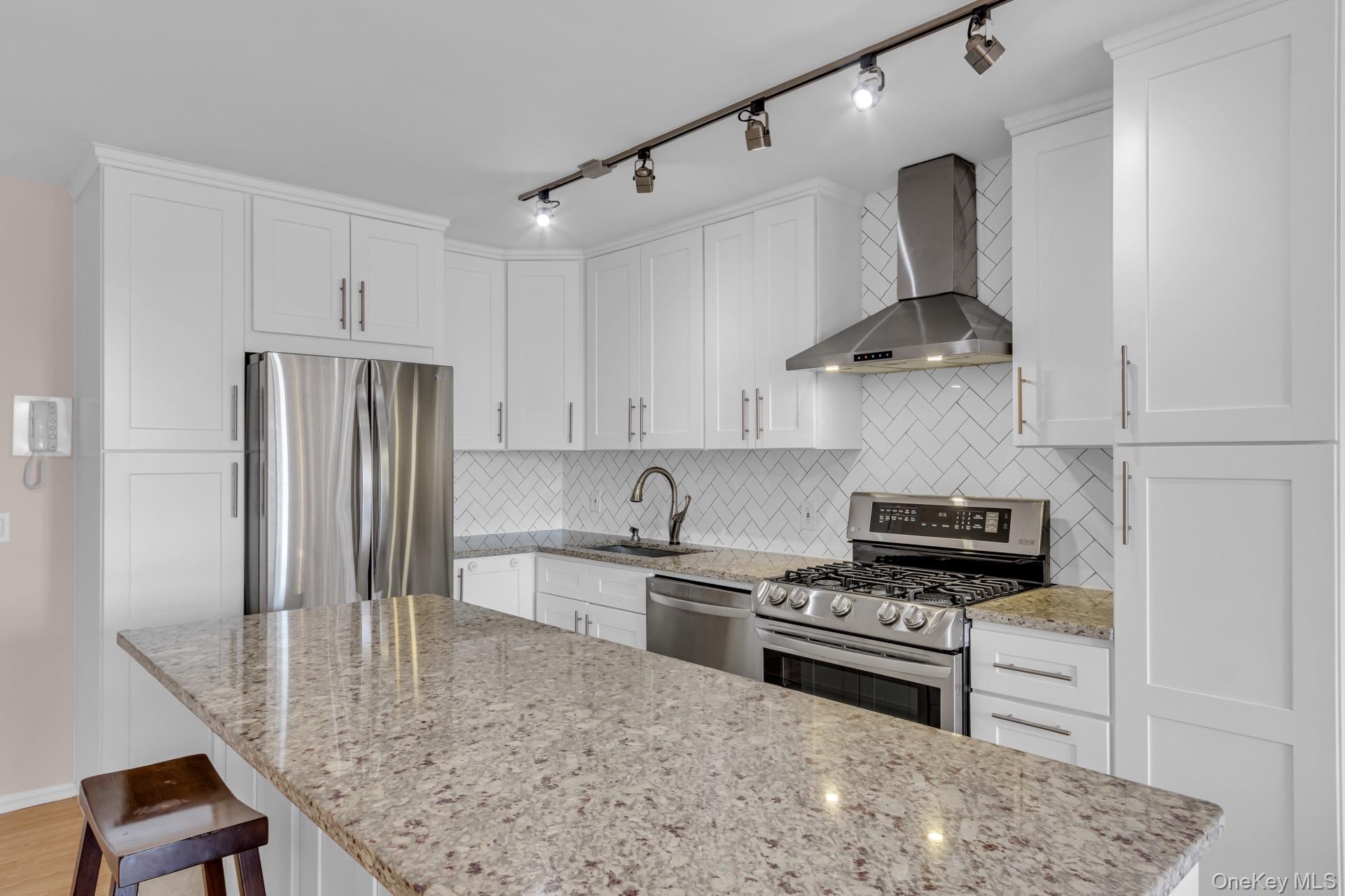 345 E 93rd Street 29D