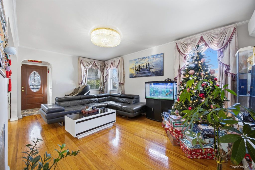 Photo of 32-03 Clearview Expressway, Bayside, NY 11361 (MLS # 942829)