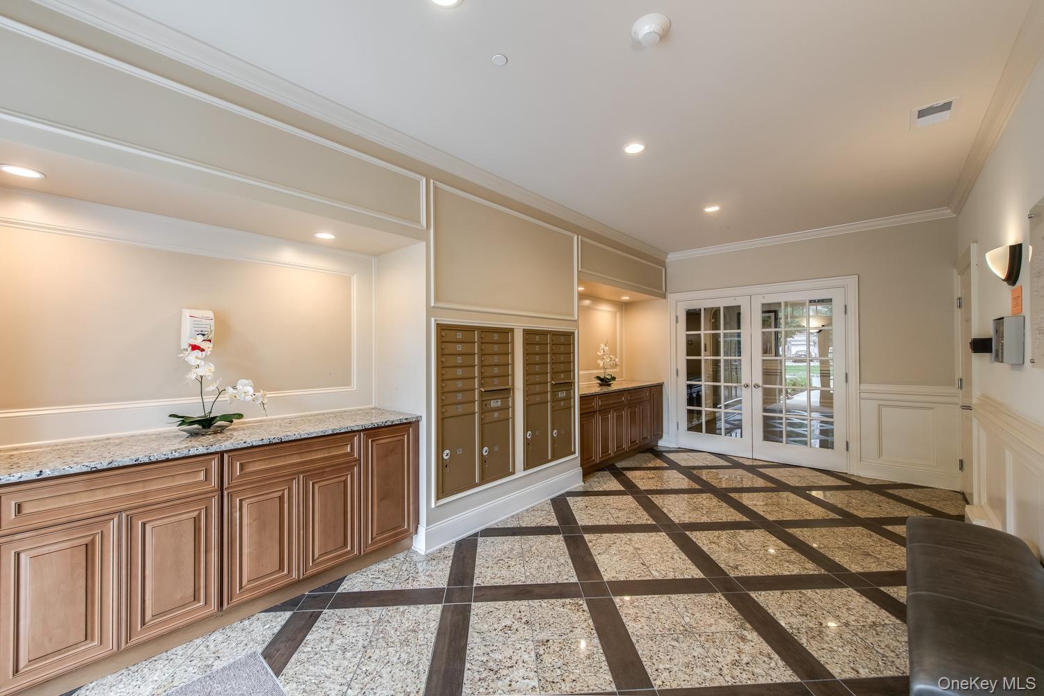 835 Regency Drive
