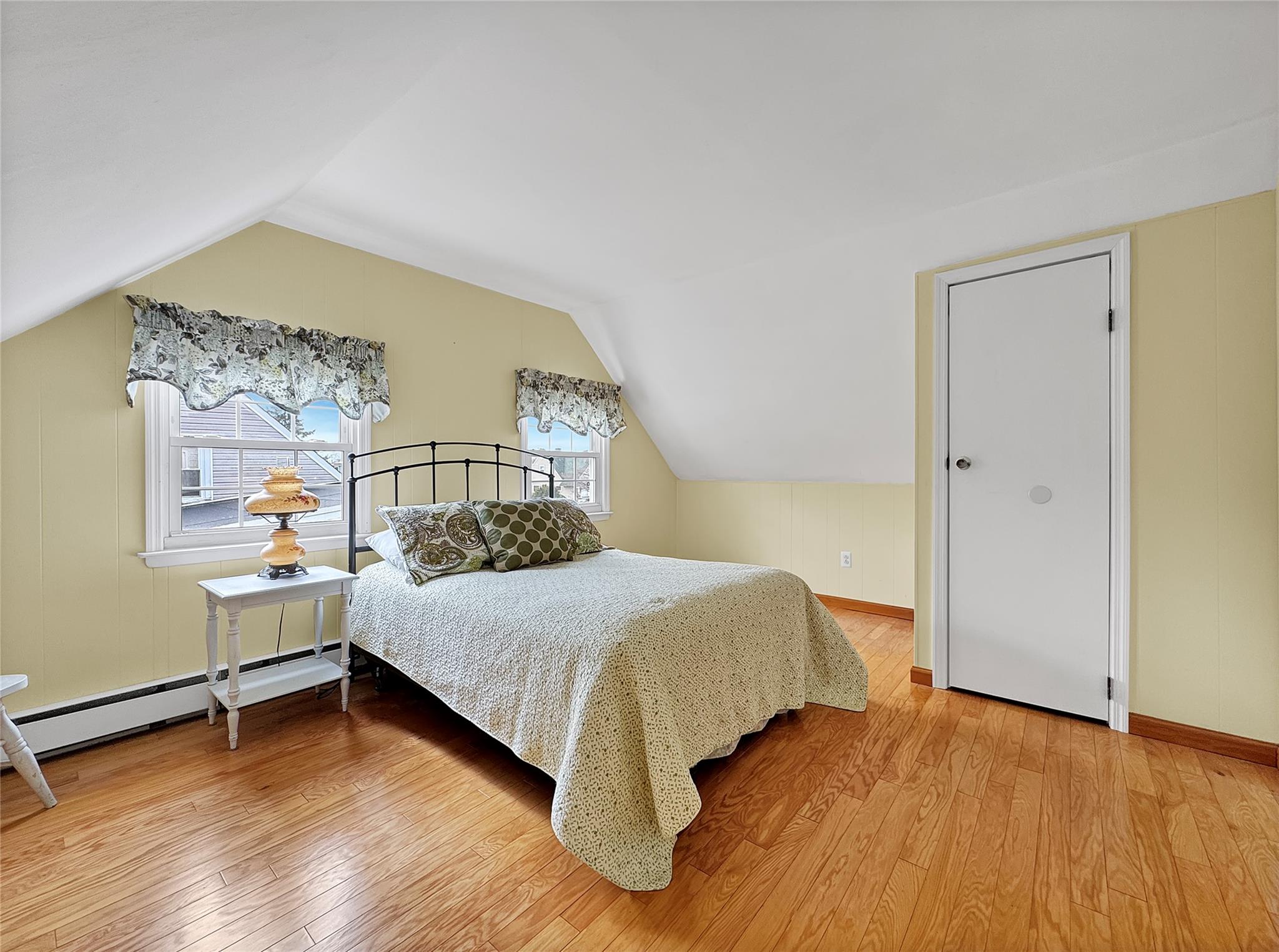 183 Kingfisher Road, Levittown, New York image 12