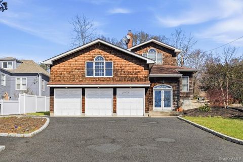 Homes For Sale - 20 Maryland Street<br/> Dix Hills, NY 11746