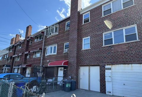 4016 E Tremont Avenue Bronx NY 10465