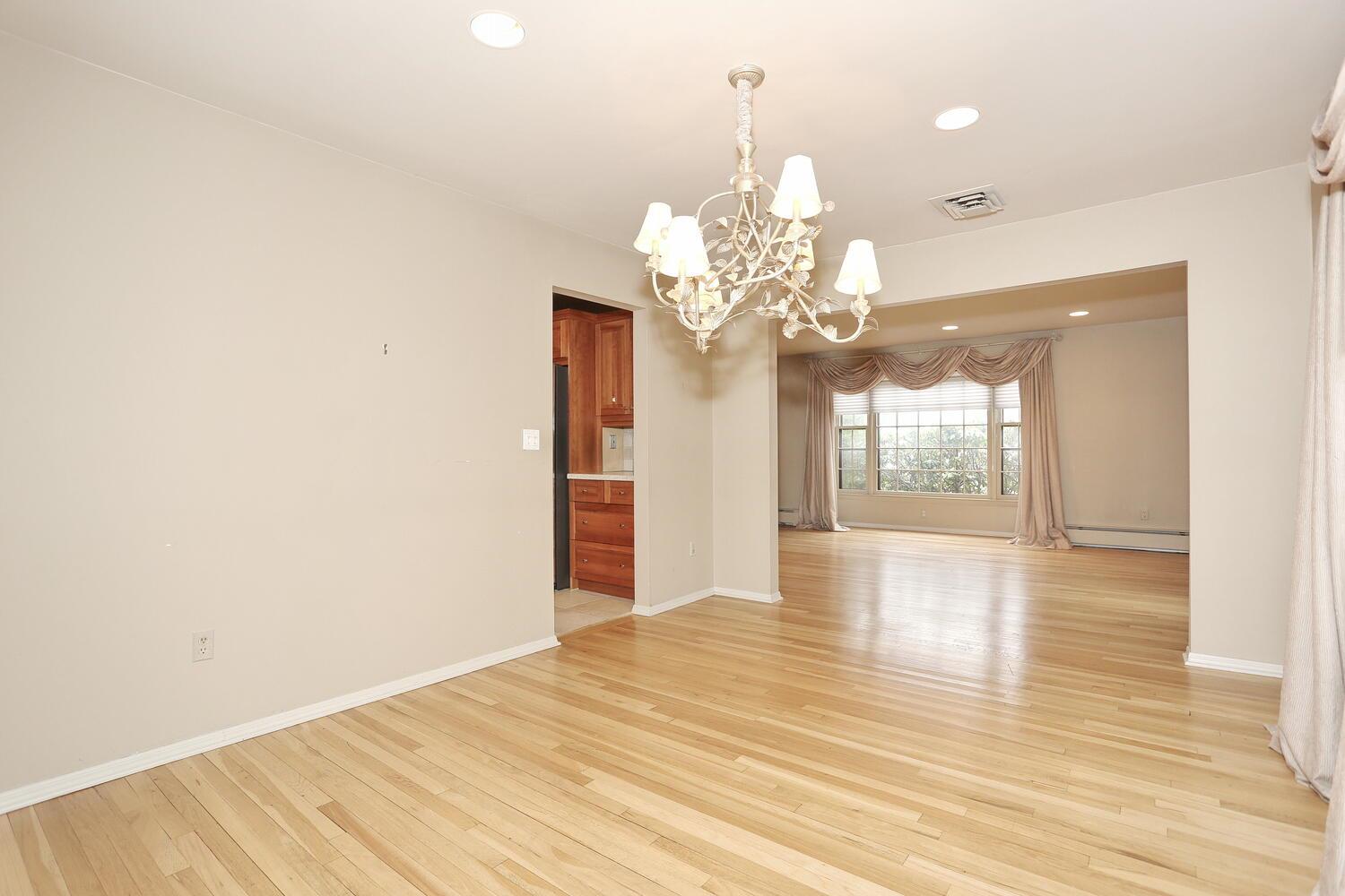 16 Lancaster Drive, Suffern, New York image 7
