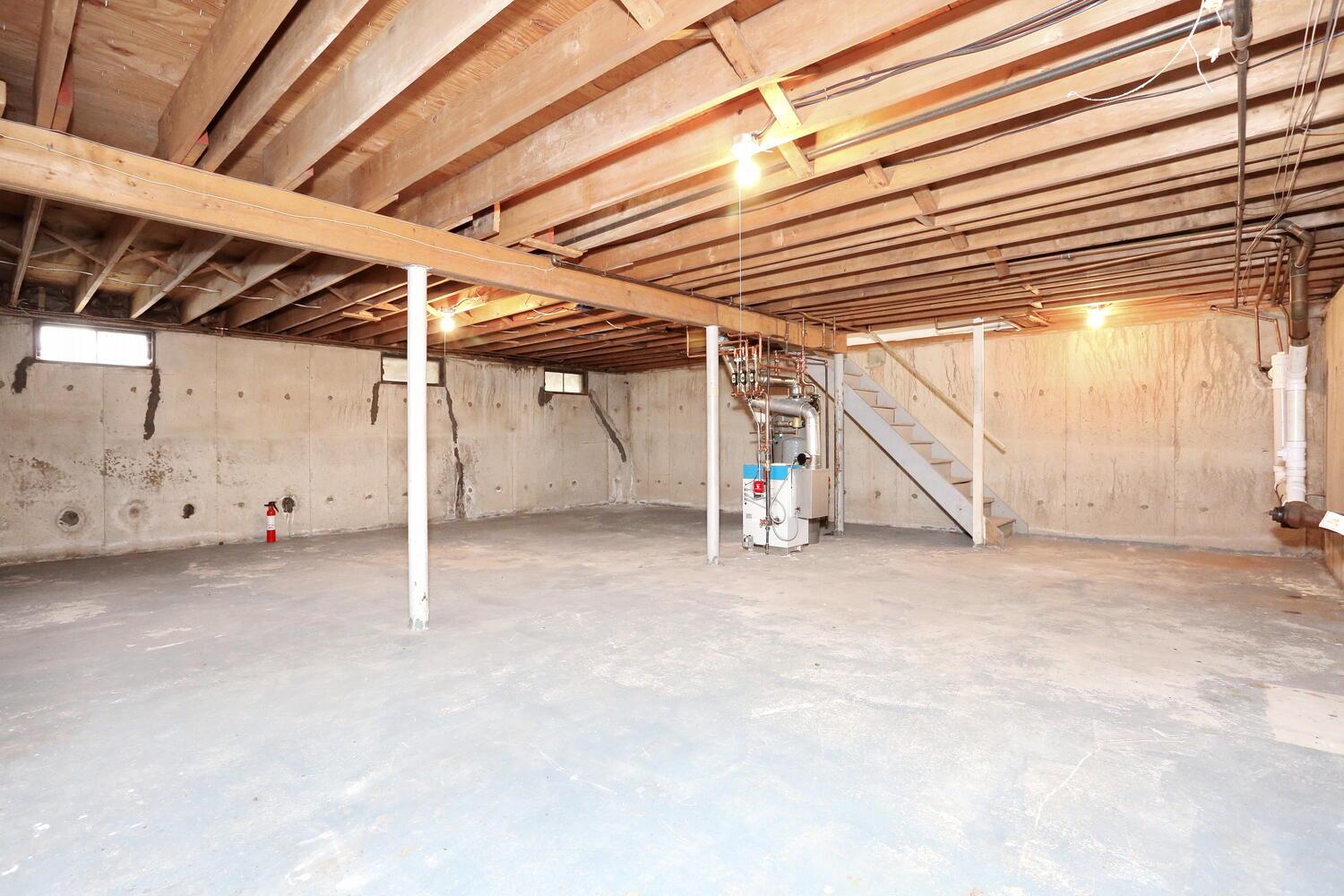 16 Lancaster Drive, Suffern, New York image 34