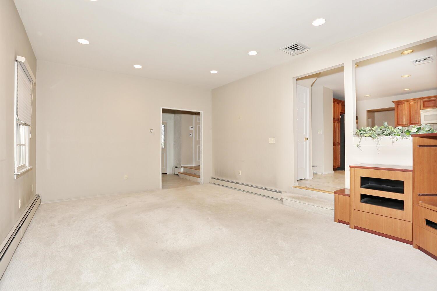 16 Lancaster Drive, Suffern, New York image 9