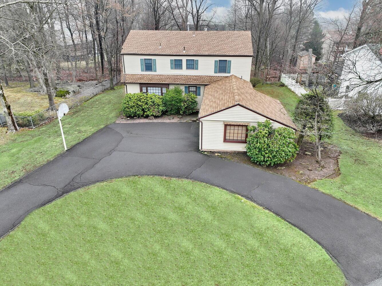 16 Lancaster Drive, Suffern, New York image 2