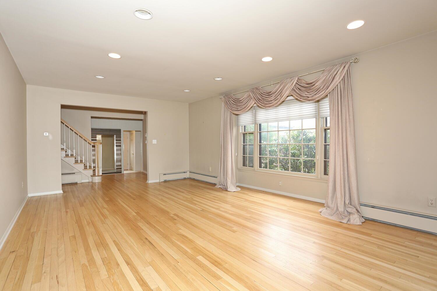 16 Lancaster Drive, Suffern, New York image 5