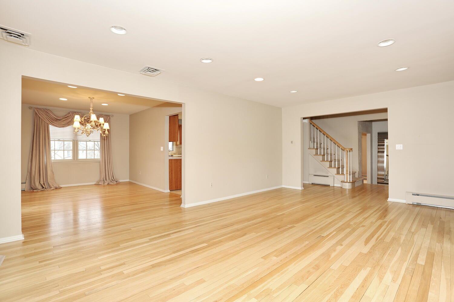 16 Lancaster Drive, Suffern, New York image 6