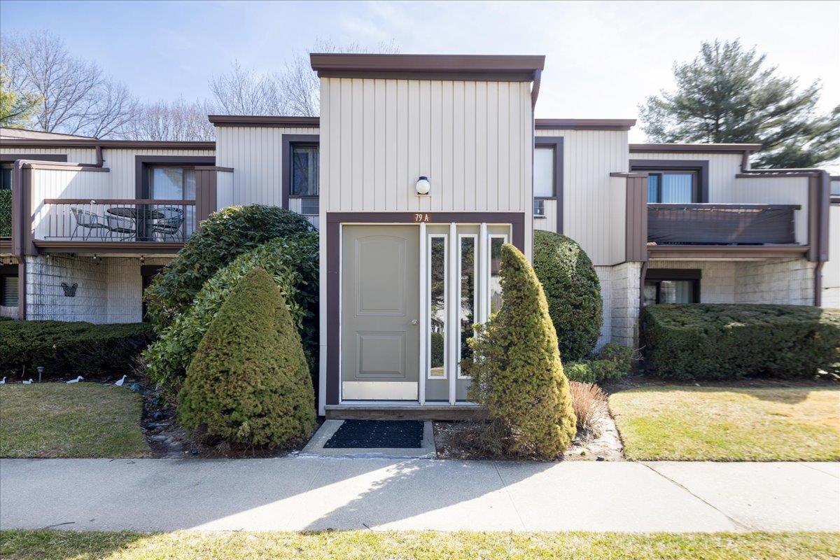 79 Richmond Boulevard #2A, Ronkonkoma, New York image 1