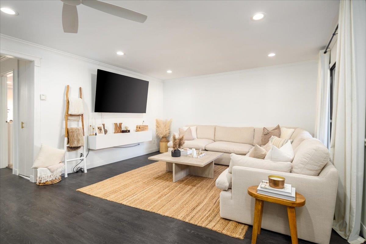 79 Richmond Boulevard #2A, Ronkonkoma, New York image 4