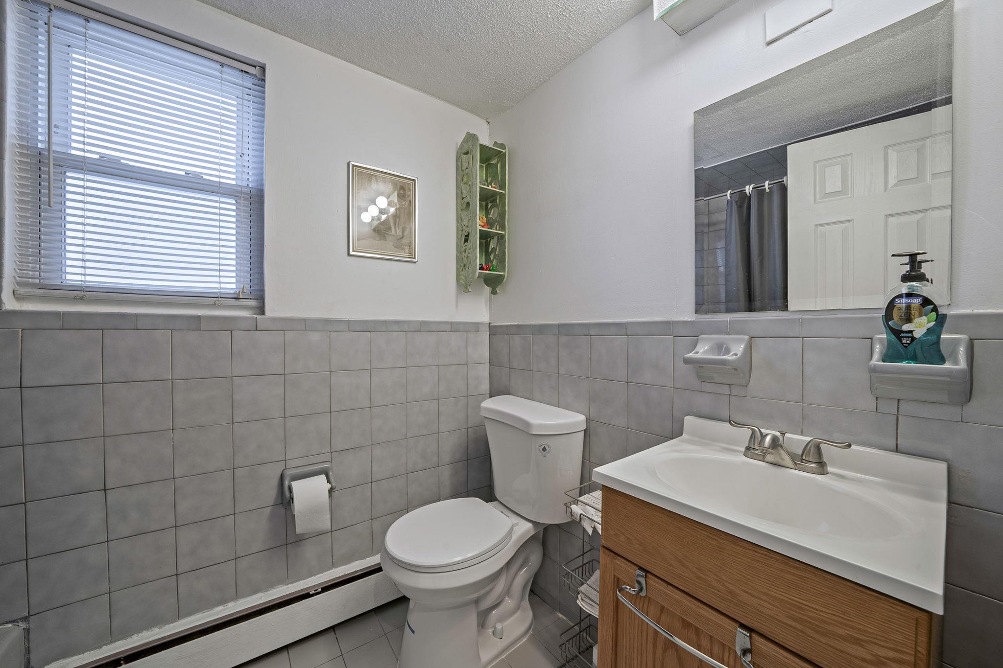 15931 W 95th Street, Howard Beach, New York image 25